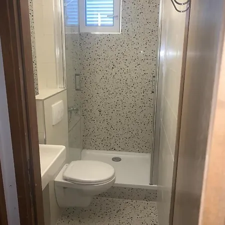 Ljubomir Apartament Rogoznica (Sibenik-Knin)