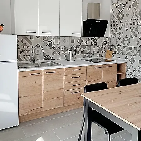 Ljubomir アパート