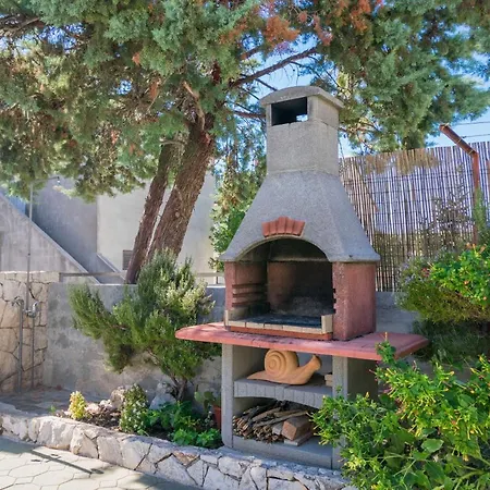 Ljubomir * Rogoznica (Sibenik-Knin)