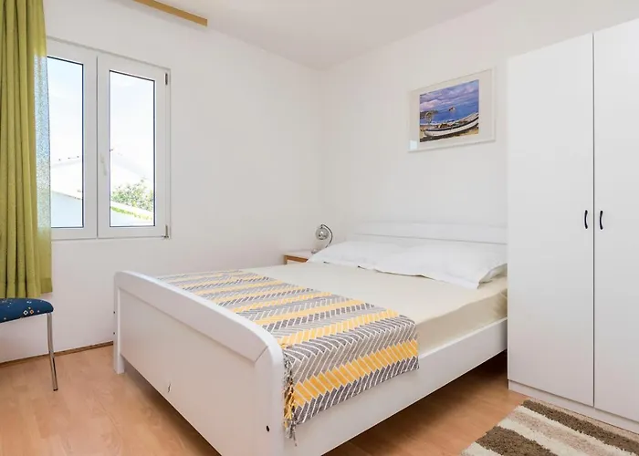 Ljubomir Apartman Rogoznica (Sibenik-Knin)