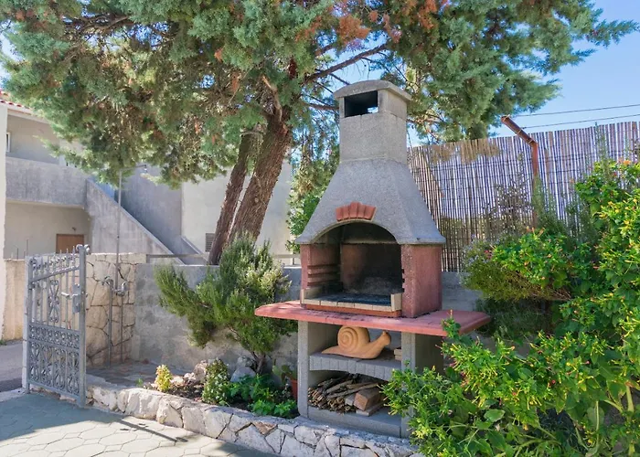 Ljubomir * ロゴズニッツァ